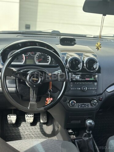 Chevrolet Aveo-7