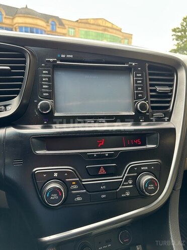 Kia Optima-6
