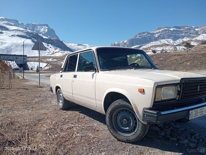 LADA (VAZ) 2107 1996, 100,000 km - 1.5 l - Qusar