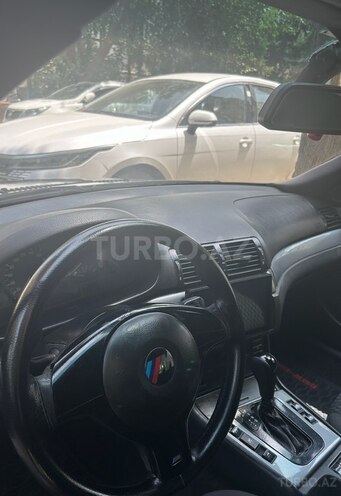 BMW 318 2002, 260,000 km - 2.0 l - Bakı
