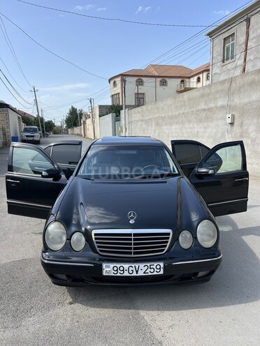 Mercedes E 220 d 2000, 518,357 km - 2.2 l - Bakı
