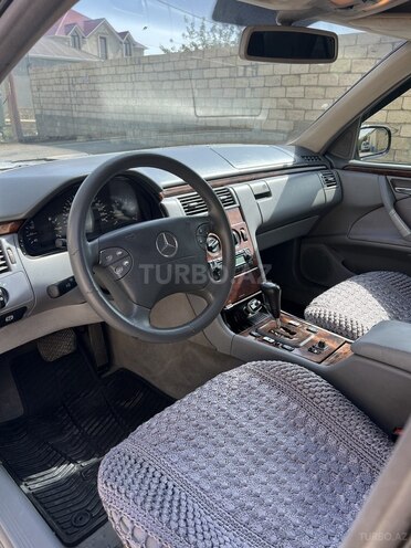 Mercedes E 220 d 2000, 518,357 km - 2.2 l - Bakı