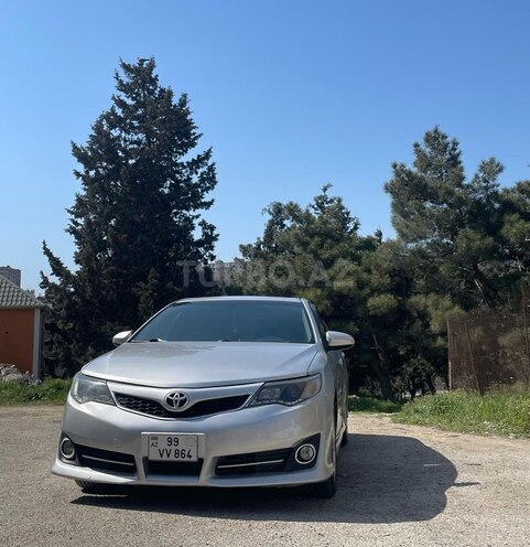 Toyota Camry 2013, 220,000 km - 2.0 л - Bakı