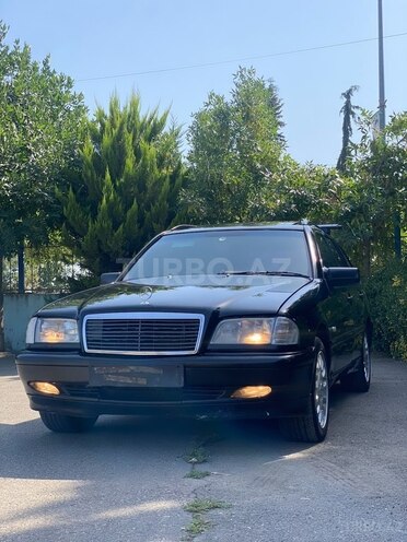 Mercedes C 220 d 1999, 584,000 km - 2.2 л - Saatlı