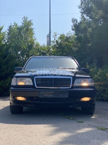 Mercedes C 220 d 1999, 584,000 km - 2.2 л - Saatlı