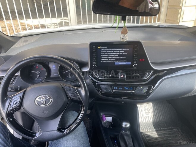 Toyota C-HR 2021, 65,000 km - 1.2 л - Bakı