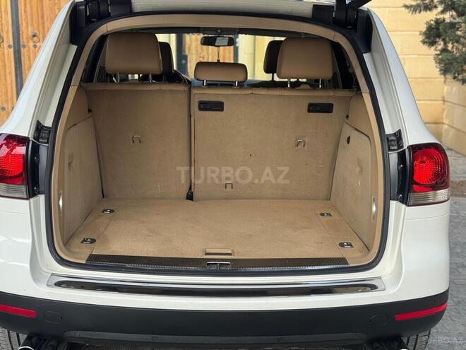 Volkswagen Touareg-5
