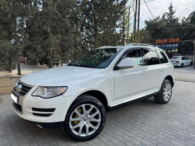 Volkswagen Touareg-2
