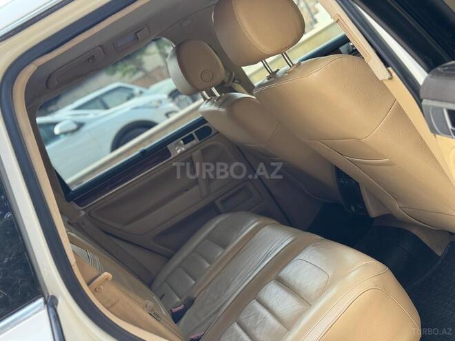 Volkswagen Touareg-9