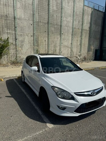 Hyundai i30 2009, 323,000 km - 2.0 l - Bakı