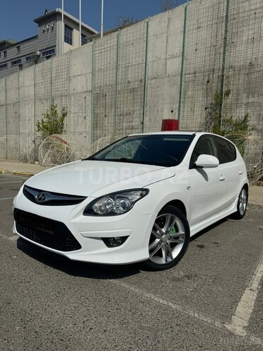 Hyundai i30 2009, 323,000 km - 2.0 l - Bakı