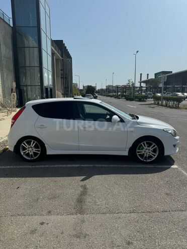 Hyundai i30 2009, 323,000 km - 2.0 l - Bakı