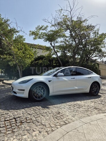 Tesla Model 3 2023, 24,700 km - 0.0 l - Bakı