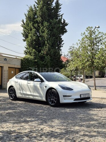 Tesla Model 3 2023, 24,700 km - 0.0 l - Bakı