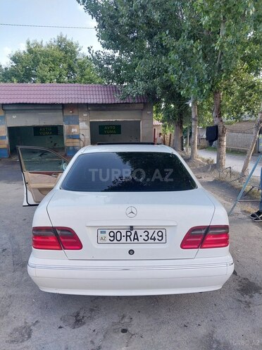 Mercedes C 240 1998, 285,000 km - 2.6 l - Qəbələ