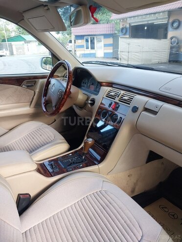 Mercedes C 240 1998, 285,000 km - 2.6 l - Qəbələ