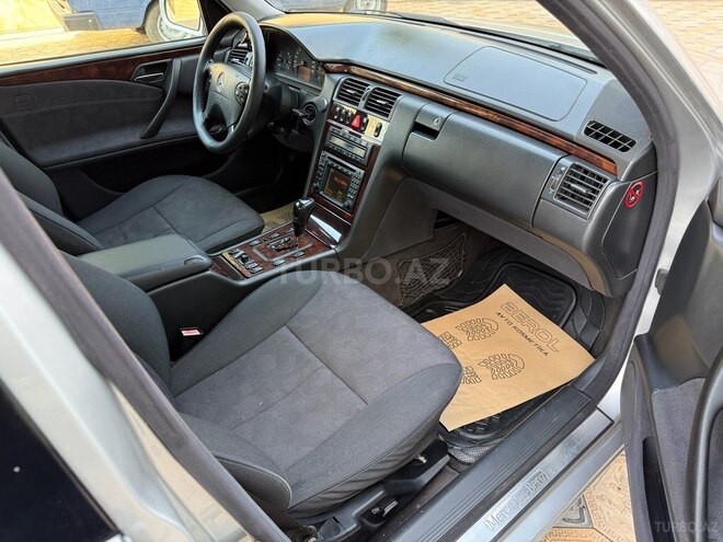 Mercedes E 220 d 2000, 268,500 km - 2.2 l - Bakı