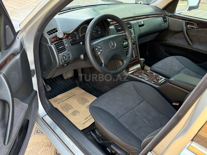 Mercedes E 220 d 2000, 268,500 km - 2.2 l - Bakı