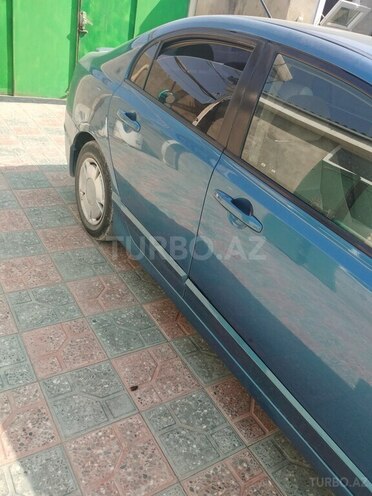 Honda Civic 2008, 235,000 km - 1.3 л - Xaçmaz