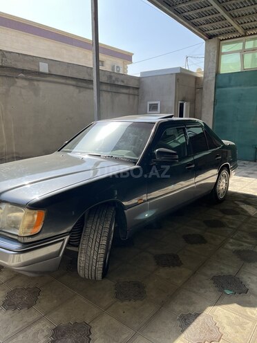Mercedes E 200 1995, 321,000 km - 2.0 l - Sumqayıt