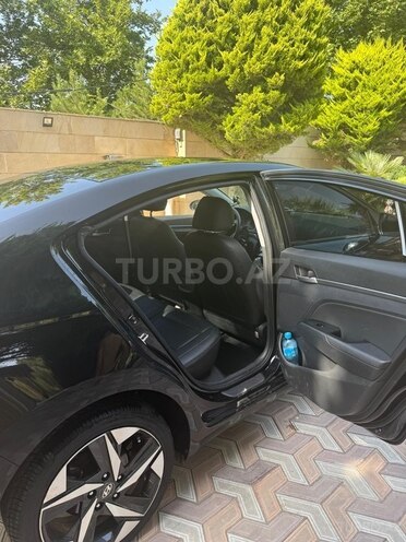 Hyundai Elantra 2018, 61,118 km - 1.6 л - Bakı