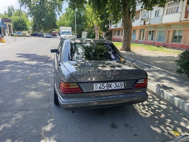 Mercedes E 230 1989, 700,000 km - 2.3 l - Mingəçevir