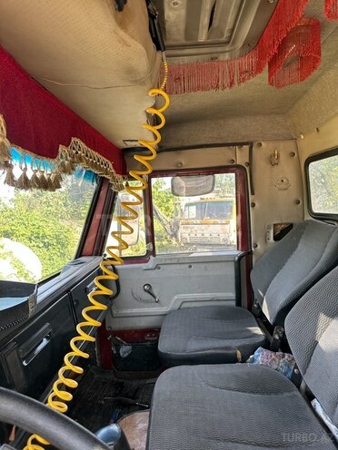 KamAz 65115 2003, 400,000 km - 11.0 l - Qusar