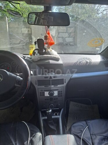 Opel Astra 2006, 350,000 km - 1.3 l - Qazax
