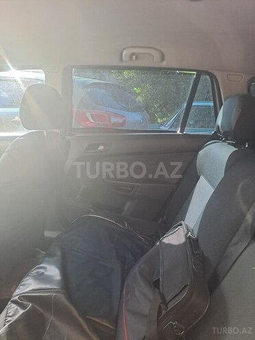 Opel Astra 2006, 350,000 km - 1.3 l - Qazax