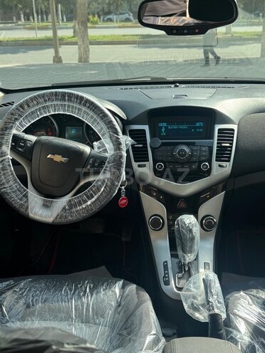 Chevrolet Cruze-9