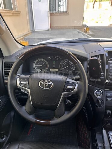 Toyota Land Cruiser 2013, 95,000 km - 4.0 l - Qobustan