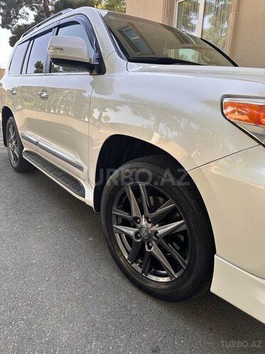 Toyota Land Cruiser 2013, 95,000 km - 4.0 l - Qobustan