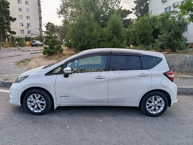 Nissan Note-3