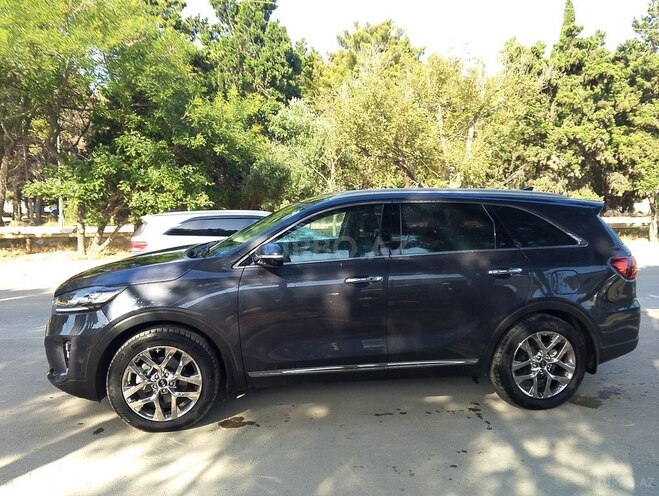 Kia Sorento-8