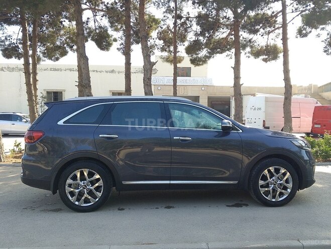Kia Sorento-7