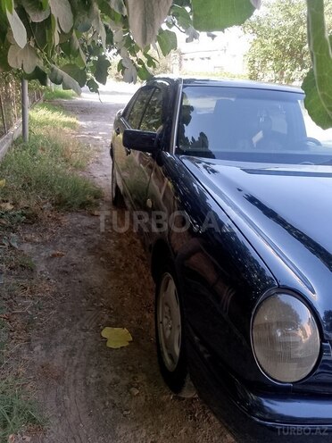 Mercedes E 220 d 1997, 455,000 km - 2.2 l - Gəncə