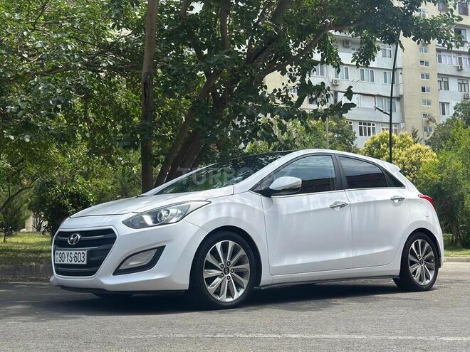 Hyundai i30 2015, 218,000 km - 1.6 l - Bakı