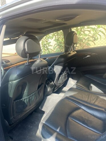Mercedes E 240 2002, 318,470 km - 2.6 l - Bakı