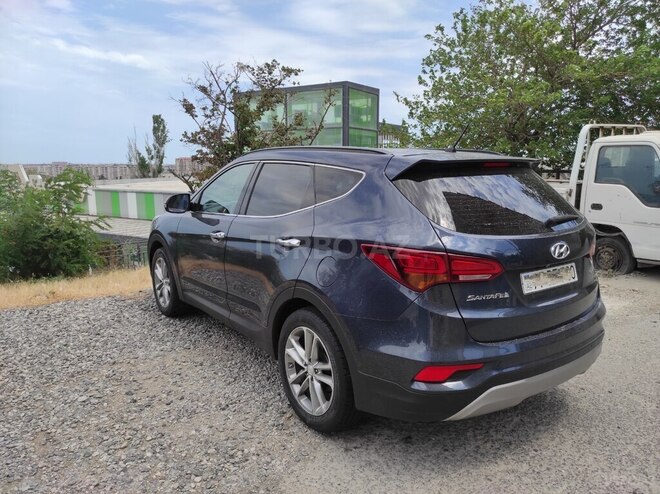 Hyundai Santa Fe 2016, 235,000 km - 2.0 л - Bakı