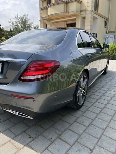 Mercedes E 200 d 2018, 114,500 km - 2.0 l - Bakı