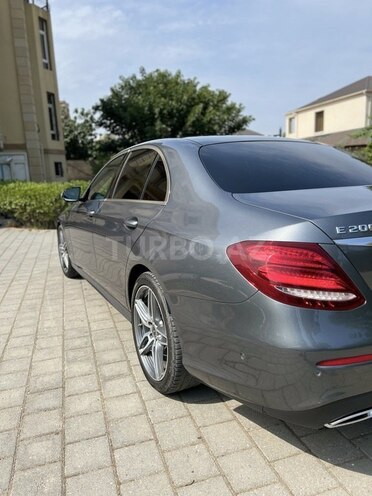 Mercedes E 200 d 2018, 114,500 km - 2.0 l - Bakı