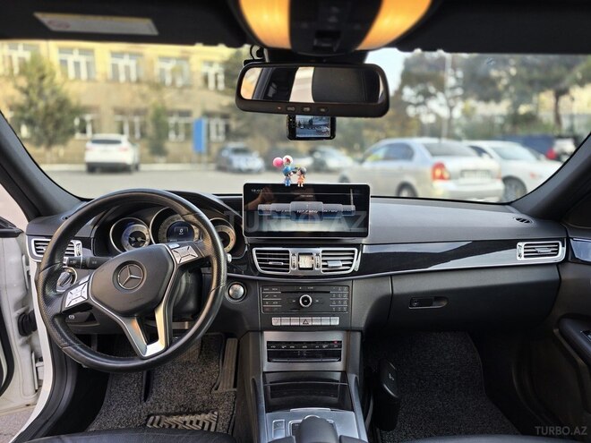 Mercedes E 220 d 2015, 183,000 km - 2.1 l - Bakı