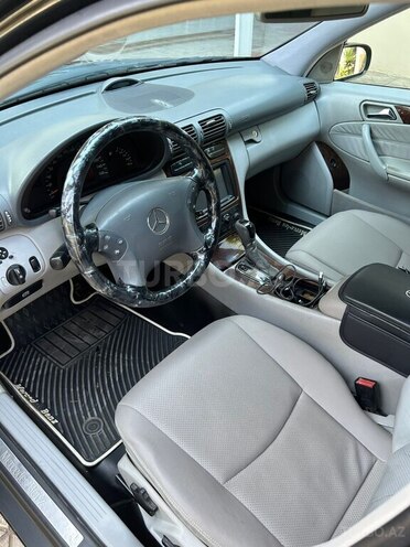 Mercedes C 200 2000, 233,575 km - 2.0 l - Tovuz