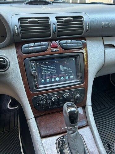 Mercedes C 200 2000, 233,575 km - 2.0 l - Tovuz