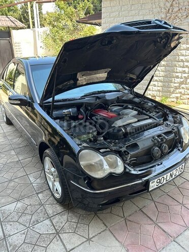 Mercedes C 200 2000, 233,575 km - 2.0 l - Tovuz