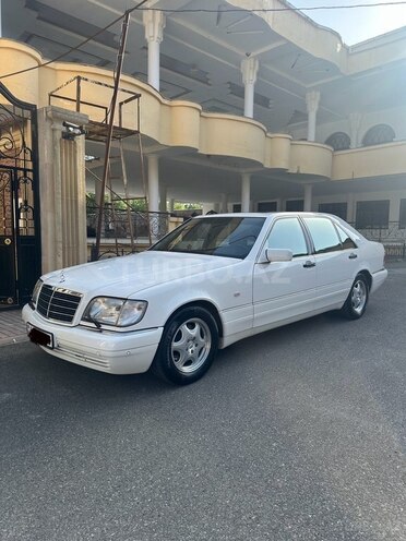Mercedes S 320 1998, 103,000 km - 3.2 l - Quba