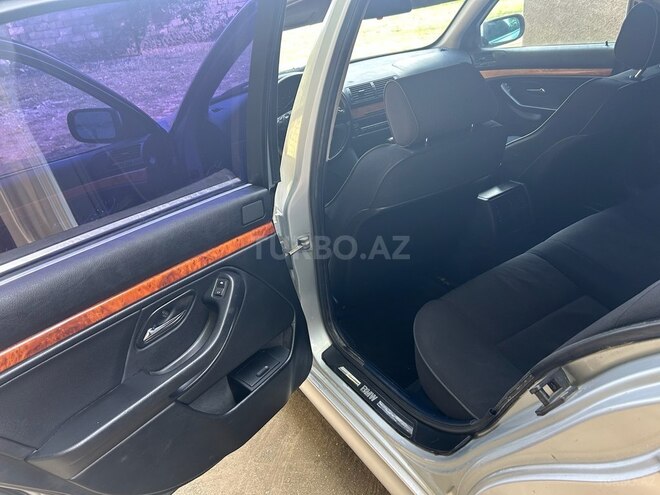 BMW 523 1996, 265,557 km - 2.5 l - Astara