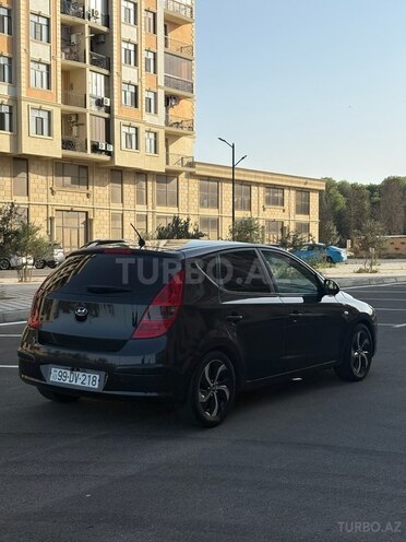 Hyundai i30 2009, 325,000 km - 1.4 l - Sumqayıt