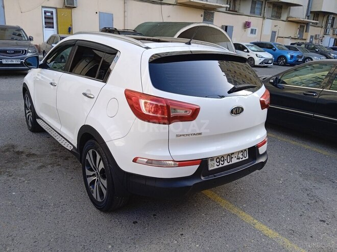 Kia Sportage 2012, 195,000 km - 2.0 l - Babək