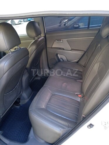 Kia Sportage 2012, 195,000 km - 2.0 l - Babək